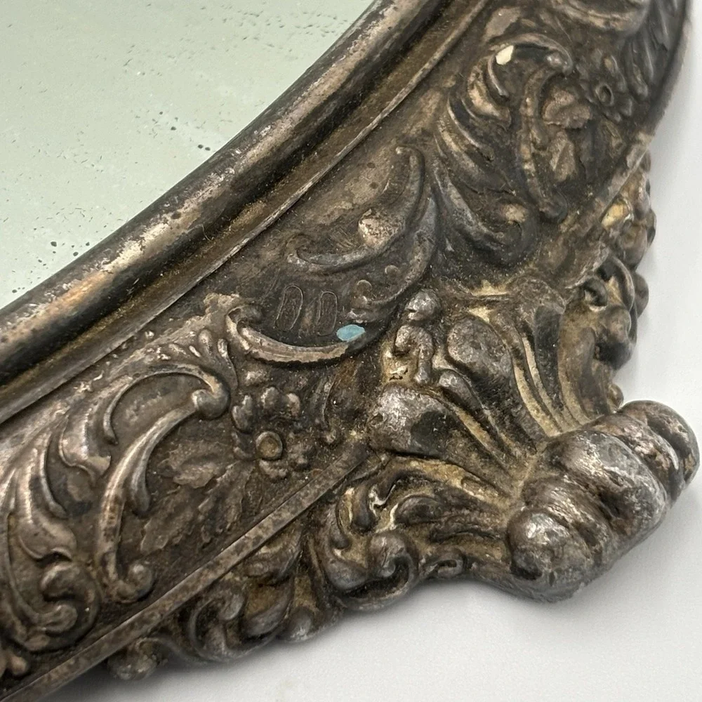 Antique Von Bergh S.P. Co. Beveled Mirror Silver‎ Plated Repousse Vanity Plateau